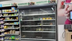 VIDEO Magazine golite de panică după blackout. Anchete paralele se desfășoară în Spania